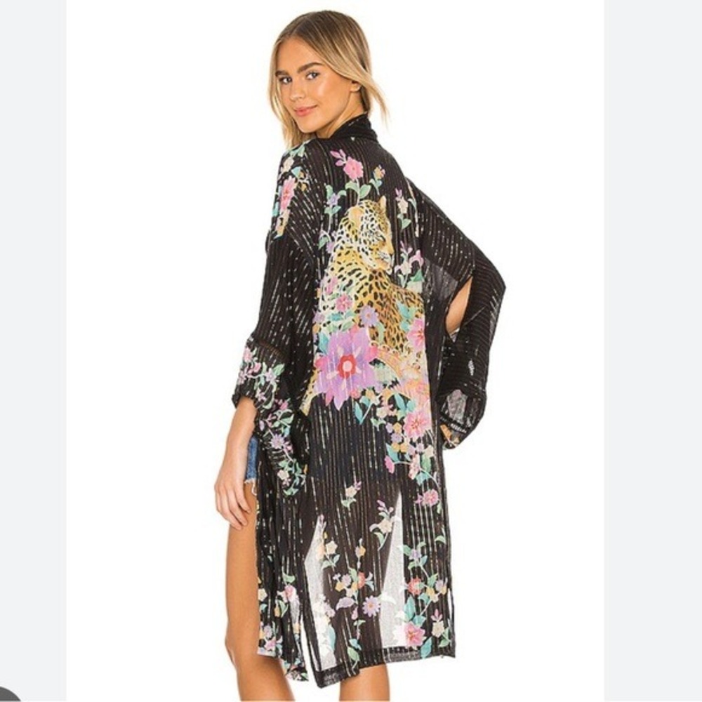Spell‎ Floral Black Kimono Robe